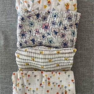 (4) Aden + Anais Muslin Swaddle Blankets